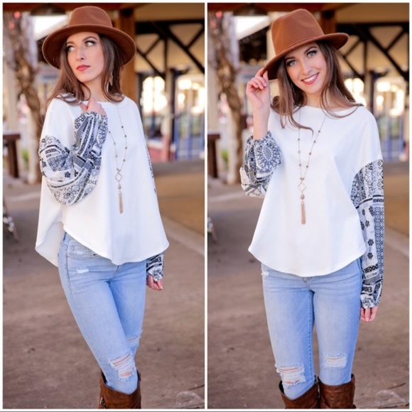 ⭐️.Boho Printed Sleeve Loose Fit Tunic - Picture 3 of 4